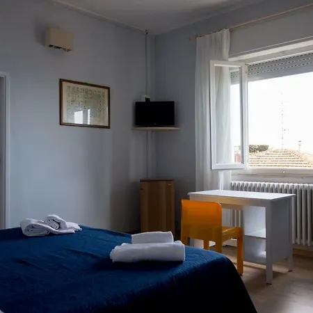 Riviera Bed & Breakfast Castiglioncello