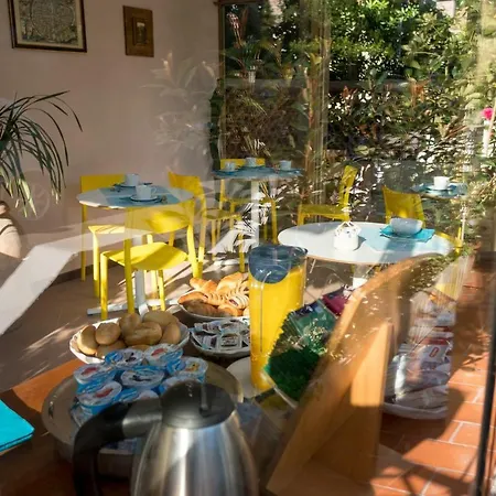 Riviera Bed and breakfast